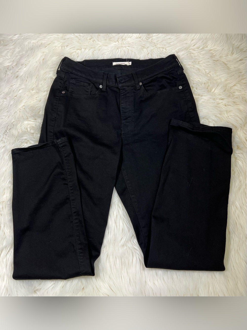 Levi’s Women’s Classic Straight Black Jeans Size 12